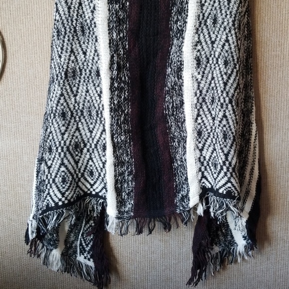 🎉2 for $13🎉Sun&Shadow Cardigan Vest size S - Picture 6 of 7